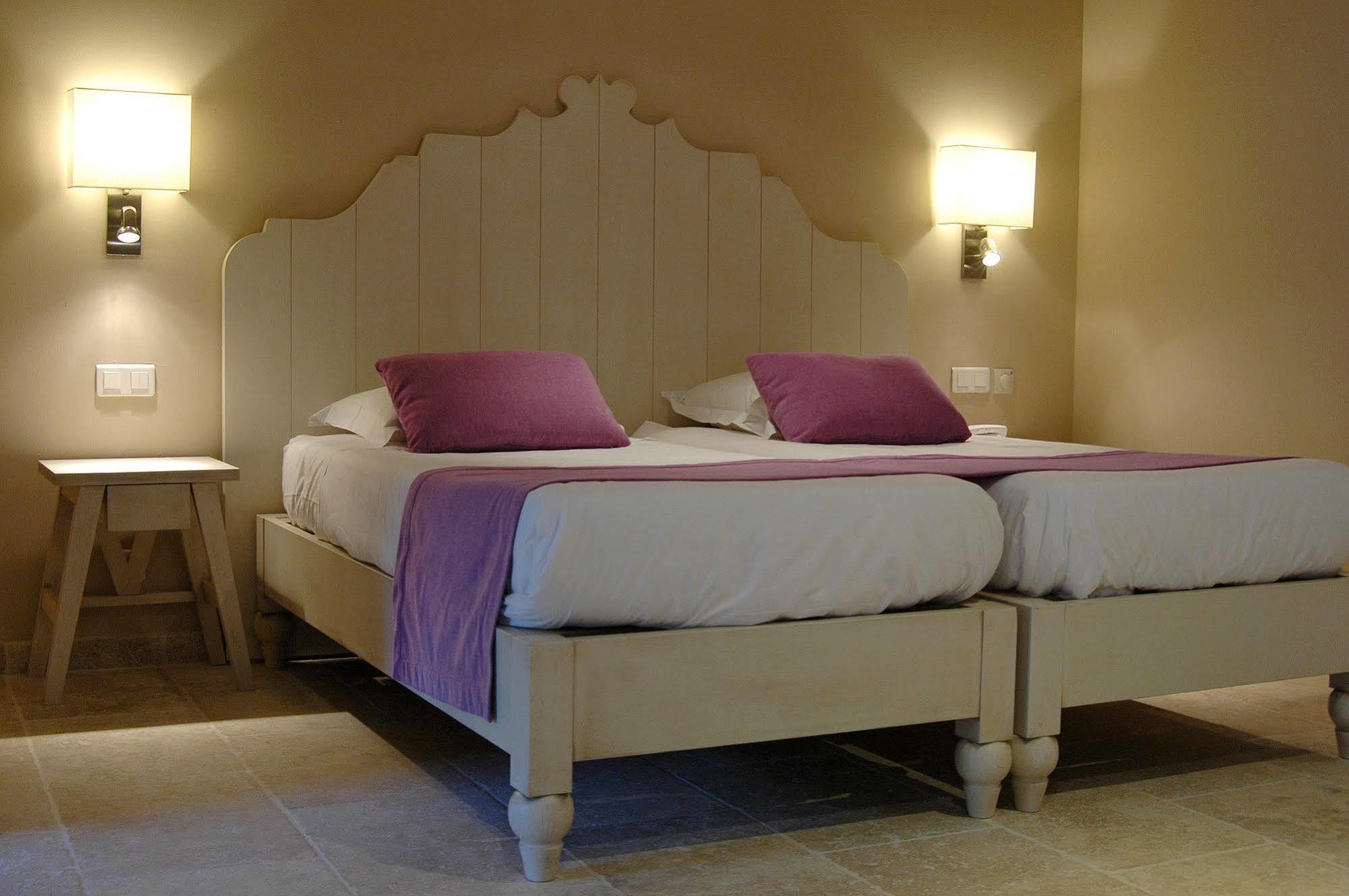 ULVF Hôtel Castel Luberon Apt Exterior foto